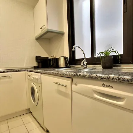 Harbour Heaven 2 Bed, 2 Bath Steps From Puerto Banus Marina And Appartement *
