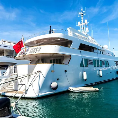 Harbour Heaven 2 Bed, 2 Bath Steps From Puerto Banus Marina And Appartement *
