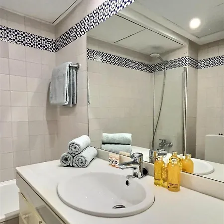 Appartement Harbour Heaven 2 Bed, 2 Bath Steps From Puerto Banus Marina And