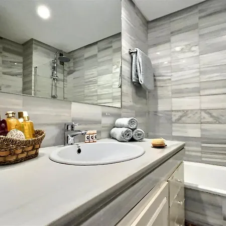 Appartement Harbour Heaven 2 Bed, 2 Bath Steps From Puerto Banus Marina And *