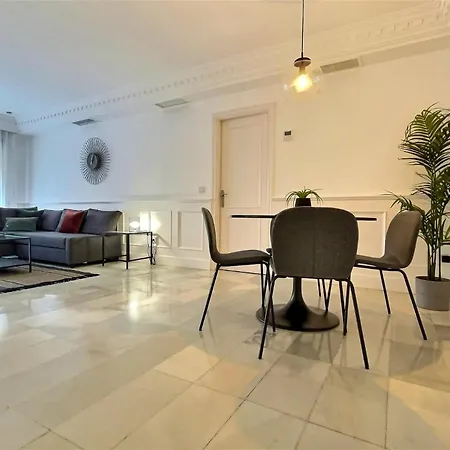 Harbour Heaven 2 Bed, 2 Bath Steps From Puerto Banus Marina And *