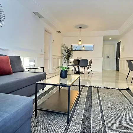 Harbour Heaven 2 Bed, 2 Bath Steps From Puerto Banus Marina And Appartement